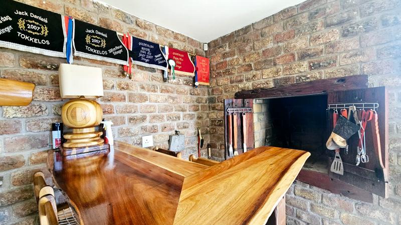 4 Bedroom Property for Sale in Dana Bay Western Cape